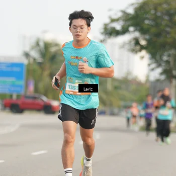 Runner Photo 8294445