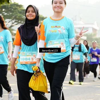 Runner Photo 8294497