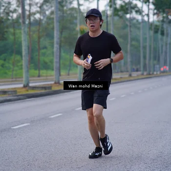 Runner Photo 8294535