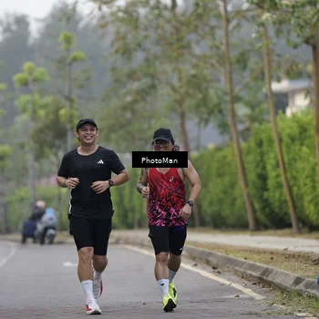 Runner Photo 8294610