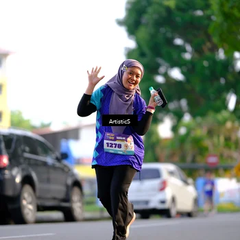 Runner Photo 8294634