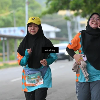 Runner Photo 8294656