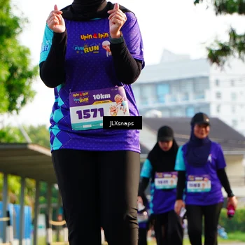 Runner Photo 8294680