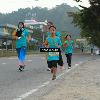 Runner Photo 8294699
