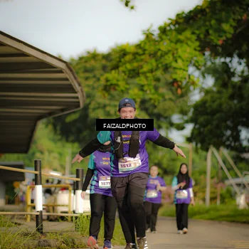 Runner Photo 8294717