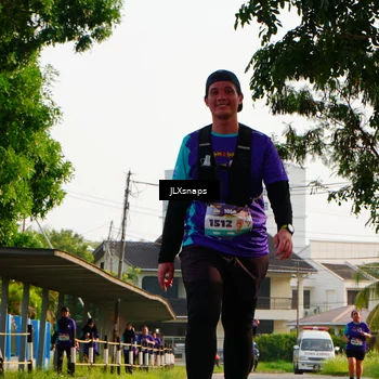 Runner Photo 8294752