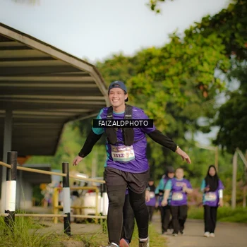 Runner Photo 8294754