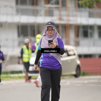 Runner Photo 8294789