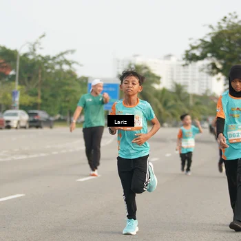 Runner Photo 8294803