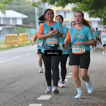 Runner Photo 8294841