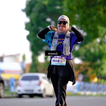 Runner Photo 8294916