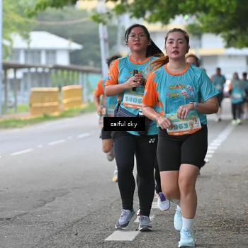 Runner Photo 8294944