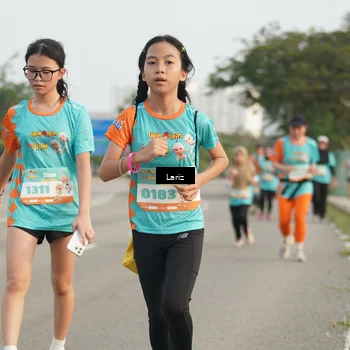 Runner Photo 8295000