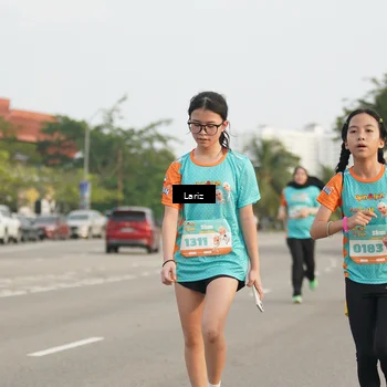 Runner Photo 8295002