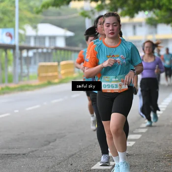 Runner Photo 8295018
