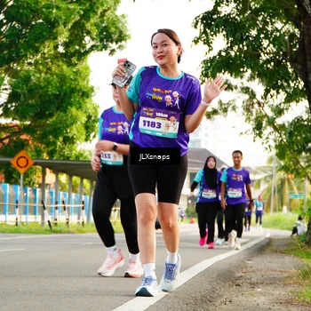 Runner Photo 8295039