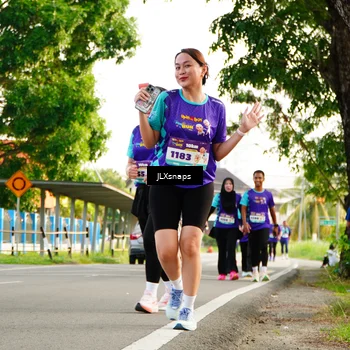 Runner Photo 8295046