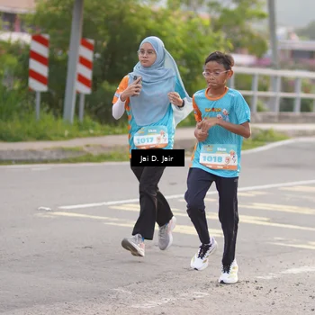 Runner Photo 8295078