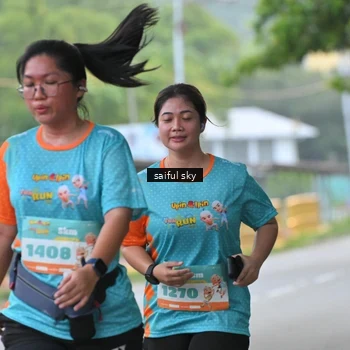 Runner Photo 8295100