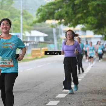 Runner Photo 8295140