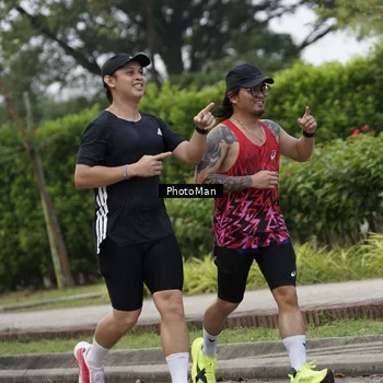Runner Photo 8295145