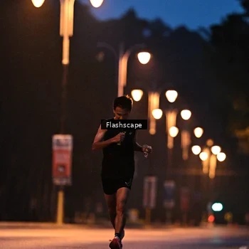 Runner Photo 8295169