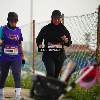 Runner Photo 8295181