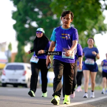 Runner Photo 8295197