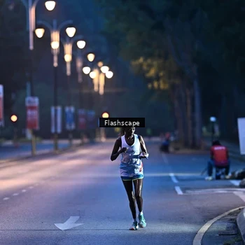Runner Photo 8295202