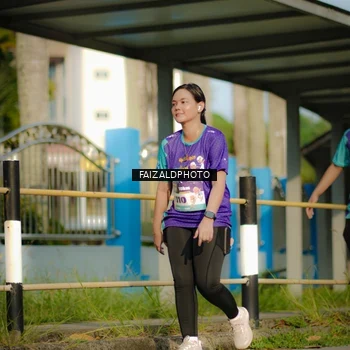 Runner Photo 8295250