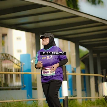 Runner Photo 8295273