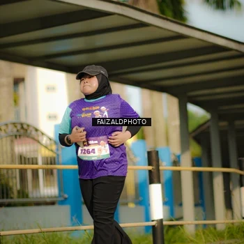 Runner Photo 8295284