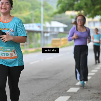 Runner Photo 8295308