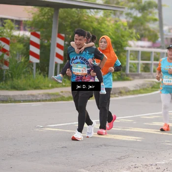Runner Photo 8295333