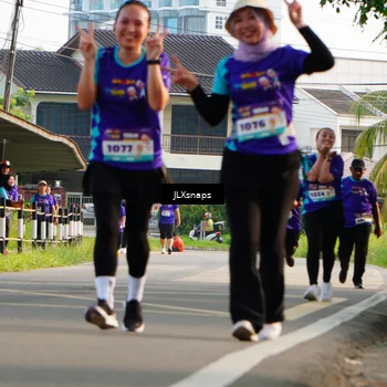 Runner Photo 8295335