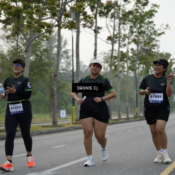 Runner Photo 8295341