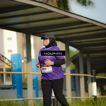 Runner Photo 8295342