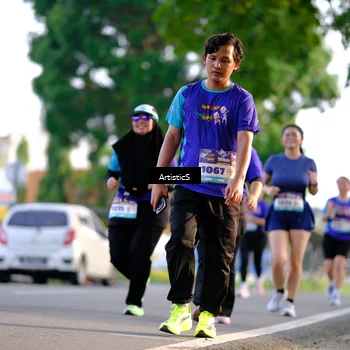 Runner Photo 8295353