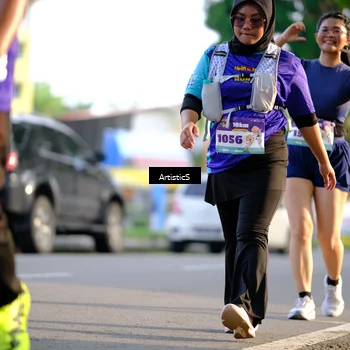 Runner Photo 8295378