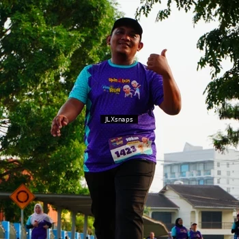 Runner Photo 8295385