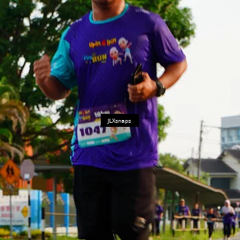 Runner Photo 8295386