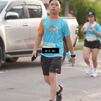 Runner Photo 8295675