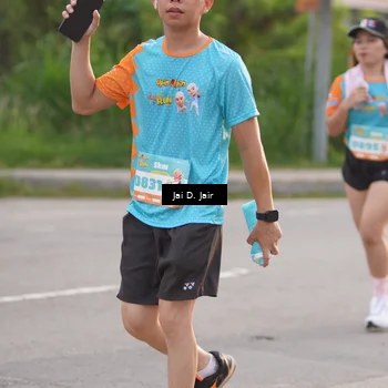 Runner Photo 8295699