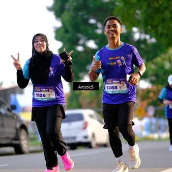 Runner Photo 8295701