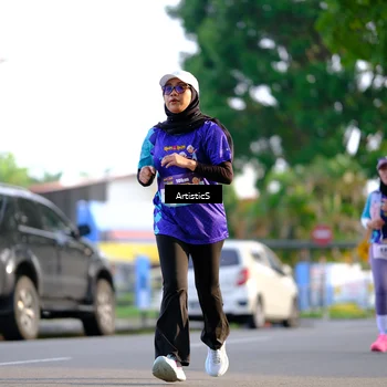 Runner Photo 8295718