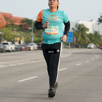 Runner Photo 8295792
