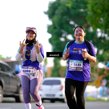 Runner Photo 8295832