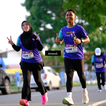 Runner Photo 8295833
