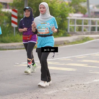 Runner Photo 8295866