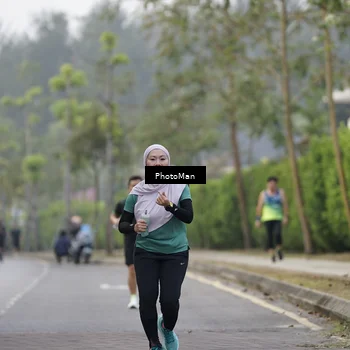 Runner Photo 8295877